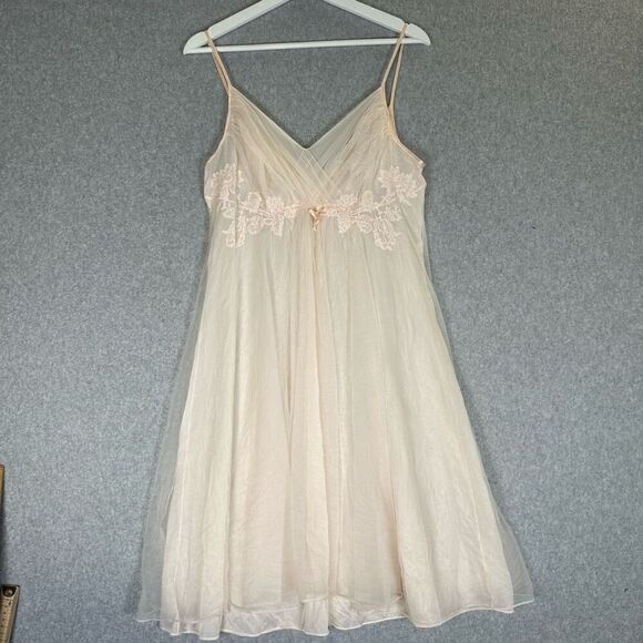 Vanity Fair Dresses & Skirts - Vintage Vanity Fair Pink Slip Dress Cottagecore Size 36 Sheer Nylon Tricot